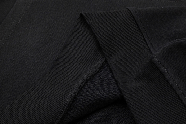 ブランドパーカー着用イメージ